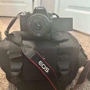 NEED GONE ASAP SEND OFFERS!! CANON EOS 2500D